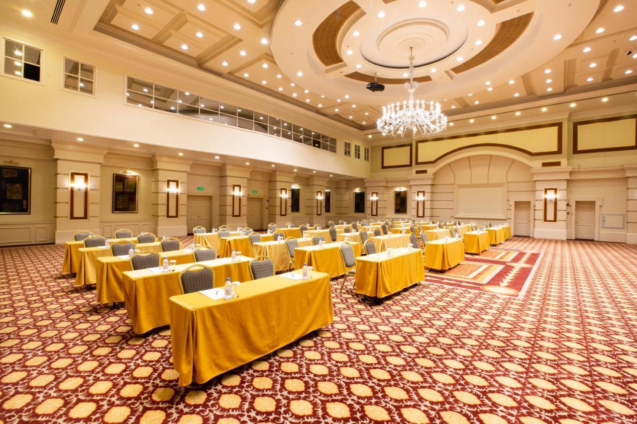 Rixos President Hotel Astana Exterior foto