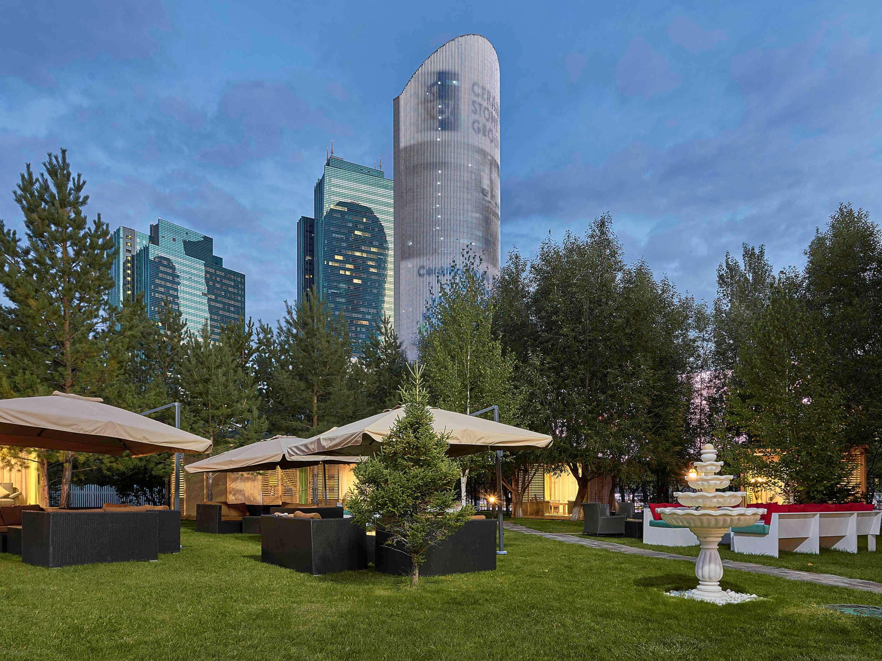 Rixos President Hotel Astana Exterior foto